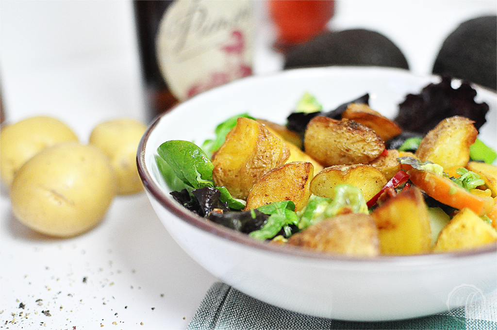 Bratkartoffelsalat mit getrockneten Tomaten