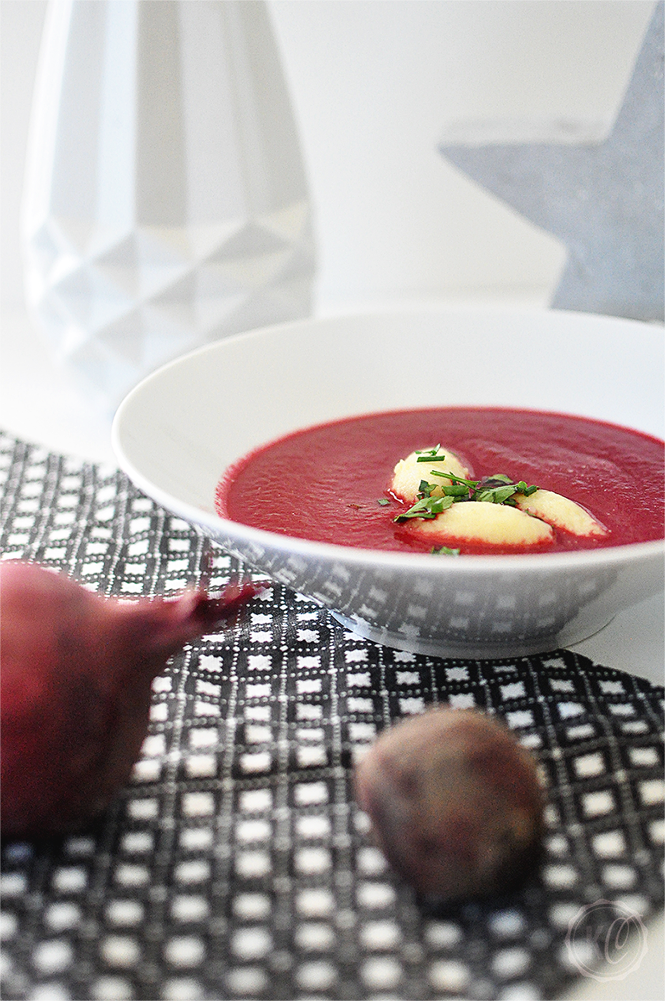 healthyxmasfood Rote-Beete-Suppe mit Wasabi-Gnocci