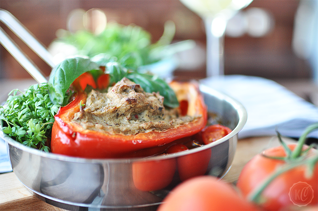 Gefüllte Paprika mit Melanzanipüree