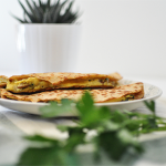 Vegane Quesadillas mit Quinoa-Wraps