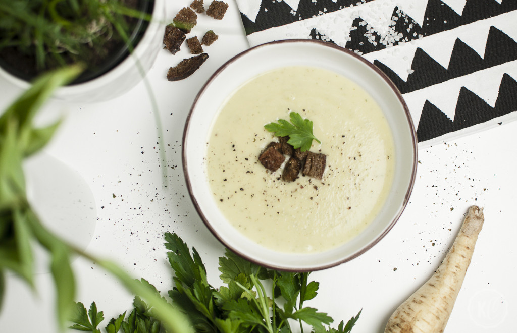 Wärmende Pastinaken-Cremesuppe für kalte Wintertage - Kathie&amp;#39;s Cloud